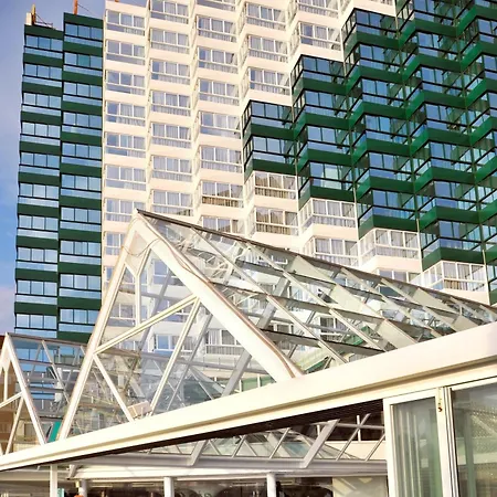 Hotel Benikaktus 3*